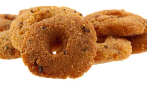 Manger des bonbons piment réunionnais à Saint-Denis, La Réunion, Saint-Denis, Délices des Tropiques